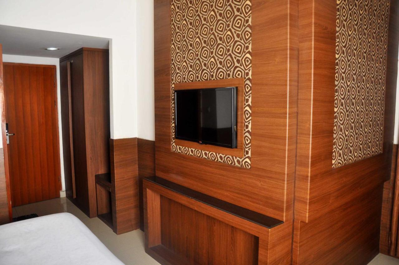 Ams Penthouse Hotel Jakarta Kültér fotó
