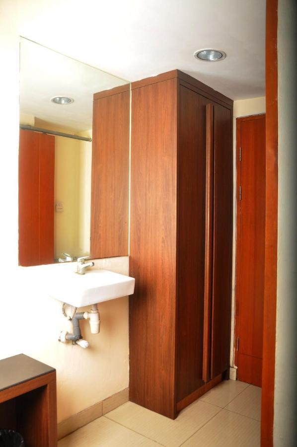Ams Penthouse Hotel Jakarta Kültér fotó