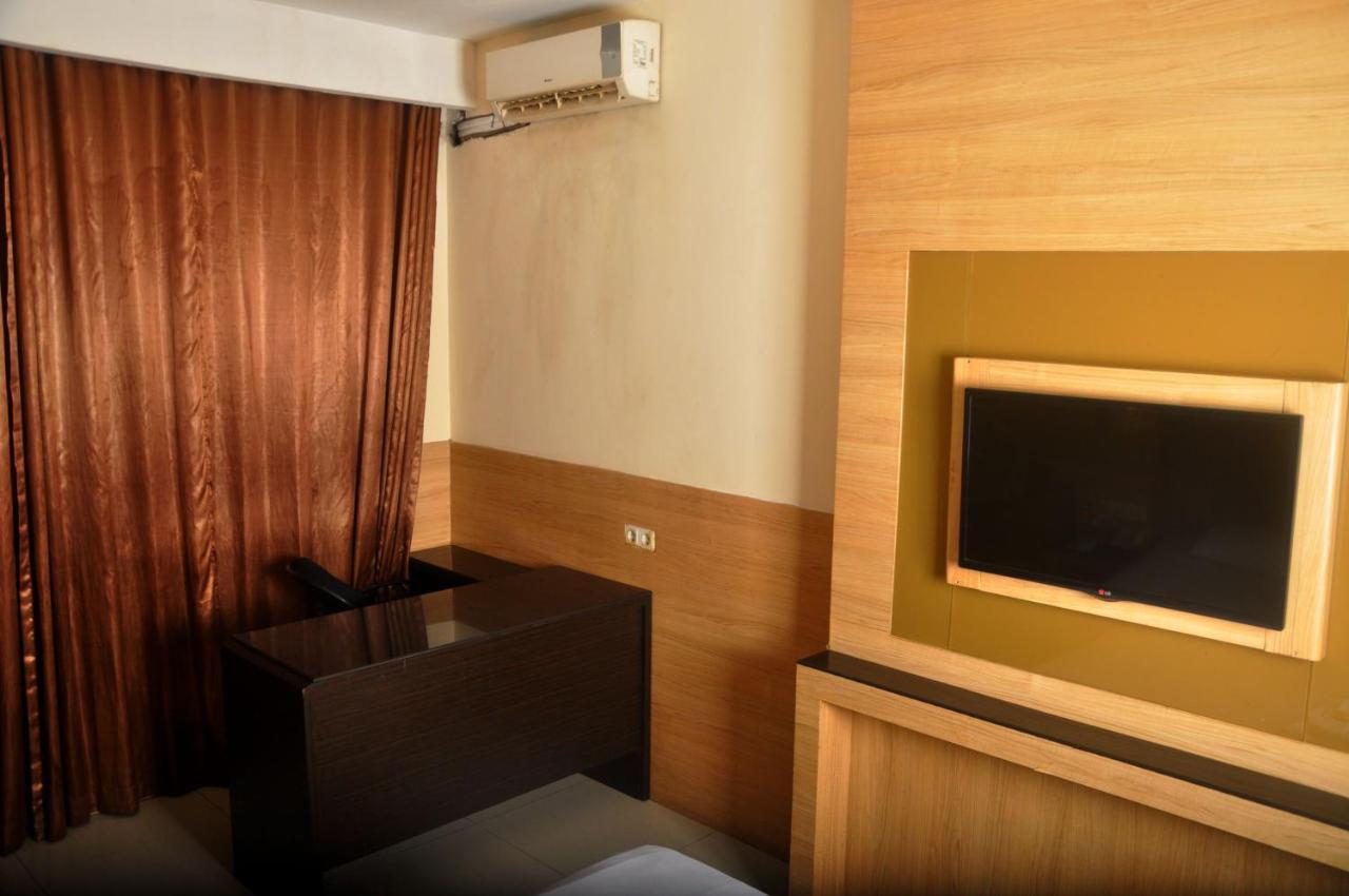 Ams Penthouse Hotel Jakarta Kültér fotó
